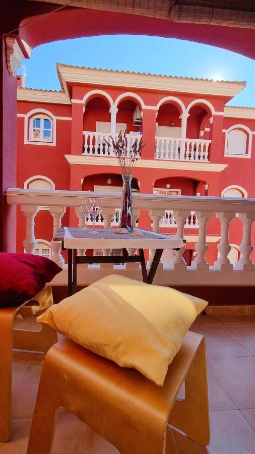 Apartamento Rojo Con Vistas Al Mar ماثاغون المظهر الخارجي الصورة